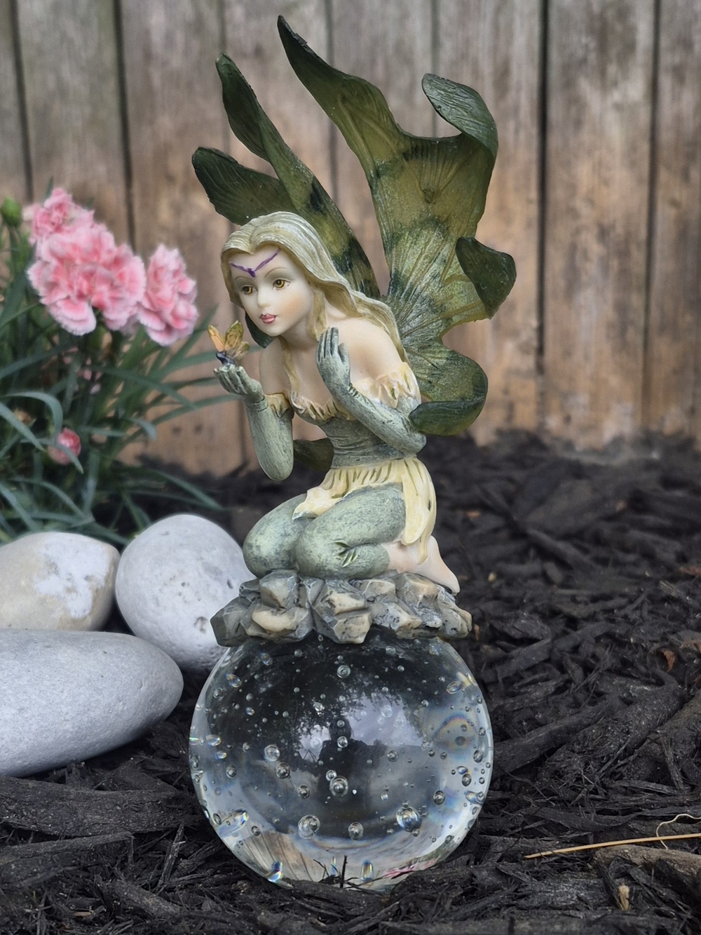 Vintage Fairy/Pixie Clear Art Glass Paperweight Figurine